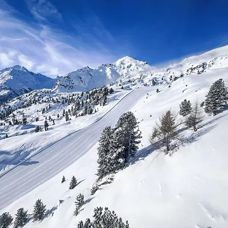 Boucaro By Interhome シャレー ナンダ